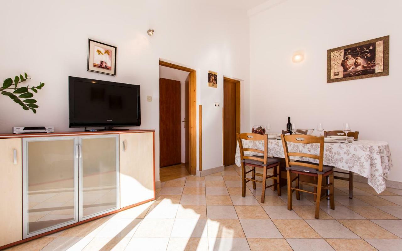 Apartments Luka Baška Esterno foto