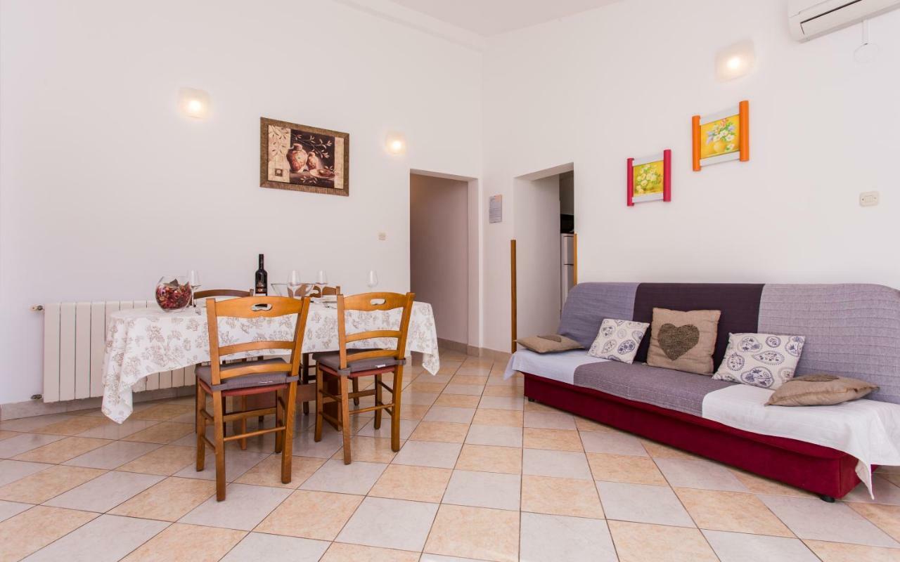 Apartments Luka Baška Esterno foto